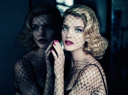 Lakier Guerlain Madame Batifole 860 lightbox title