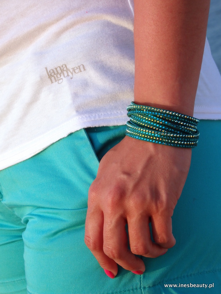 T-shirt Basic Lana Nguyen Classic