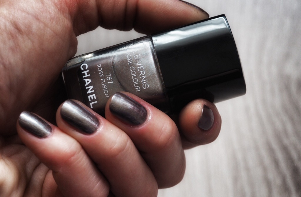 CHANEL LE VERNIS 757 - Rose Fusion