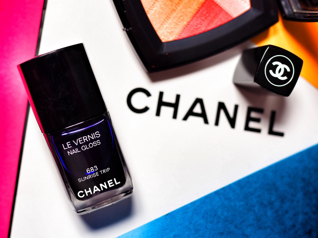 CHANEL LE VERNIS 683 SUNRISE TRIP CHANEL LE VERNIS 683 SUNRISE TRIP