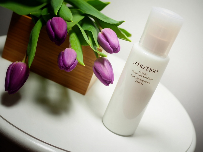OLYMPUS DIGITAL CAMERA SHISEIDO Creamy Cleansing Emulsion