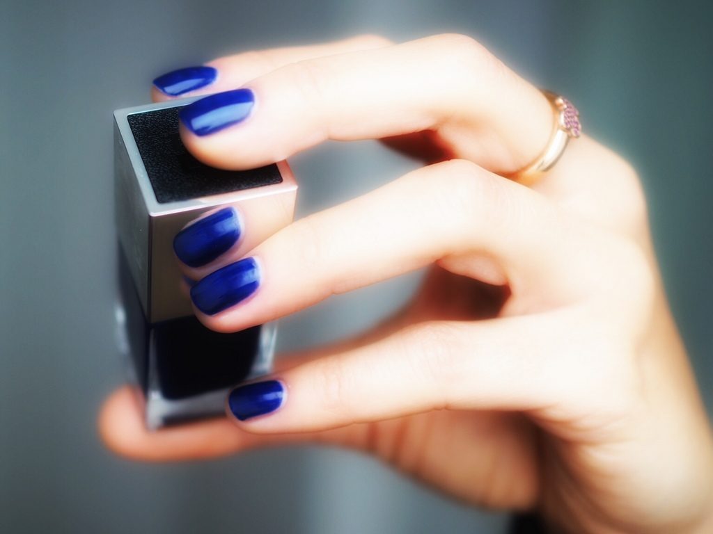 GIVENCHY Le Vernis N°30 Heroic Blue GIVENCHY Le Vernis N°30 Heroic Blue