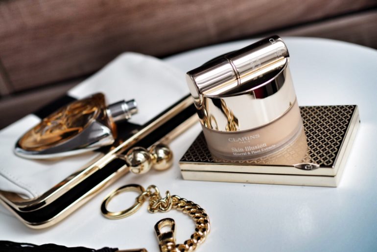 CLARINS Skin Illusion Loose Powder