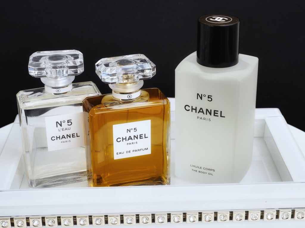 CHANEL N°5 L’HUILE CORPS CHANEL N°5 L’HUILE CORPS