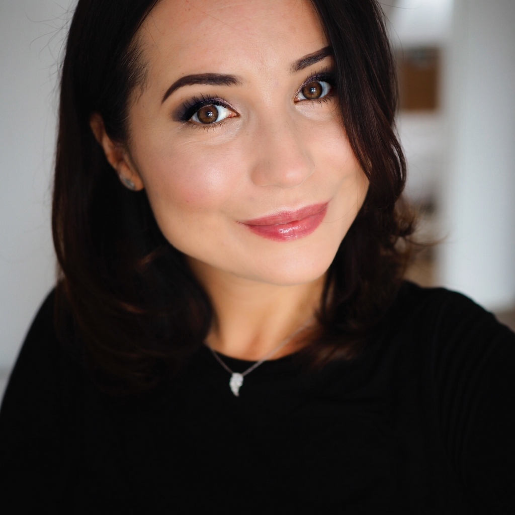 BECCA Luminous Blush Camellia