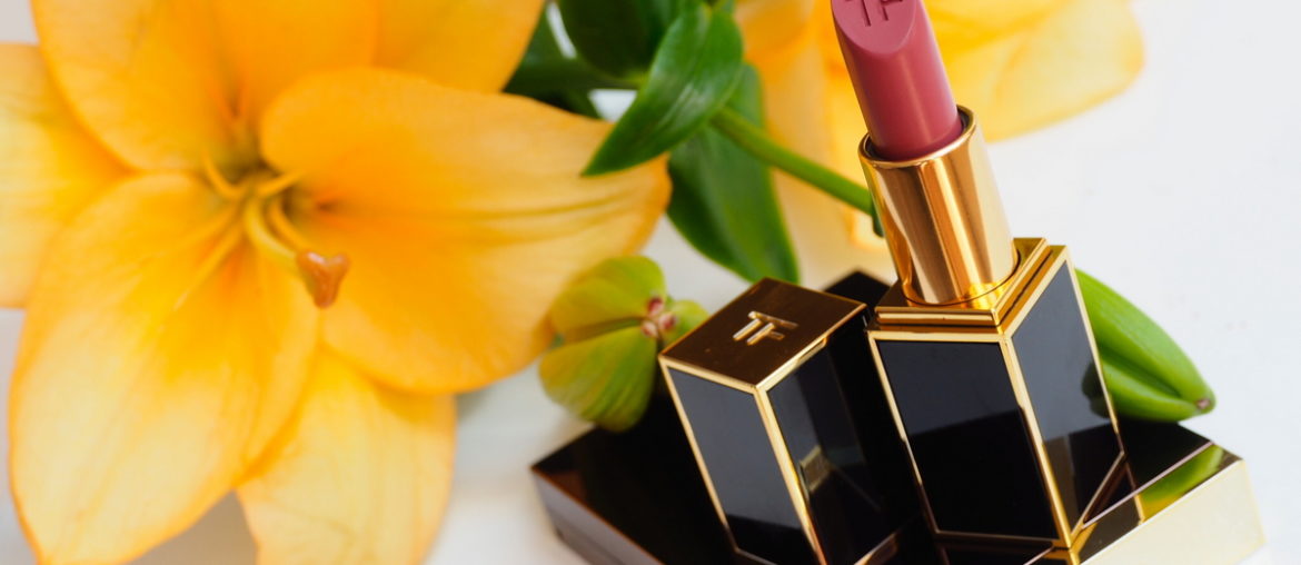 LIP COLOR MATTE 04 Pusssy Cat