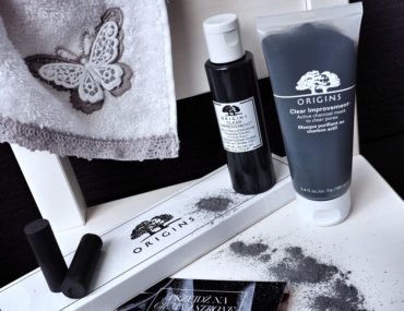 ORIGINS Clear Improvement Active Charcoal