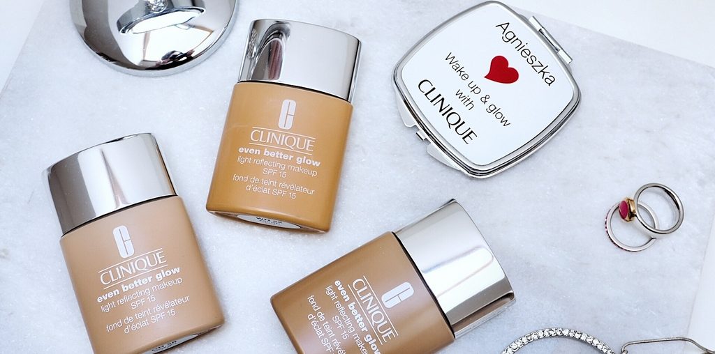 CLINIQUE Even Better™ Glow Light Reflecting Makeup SPF 15