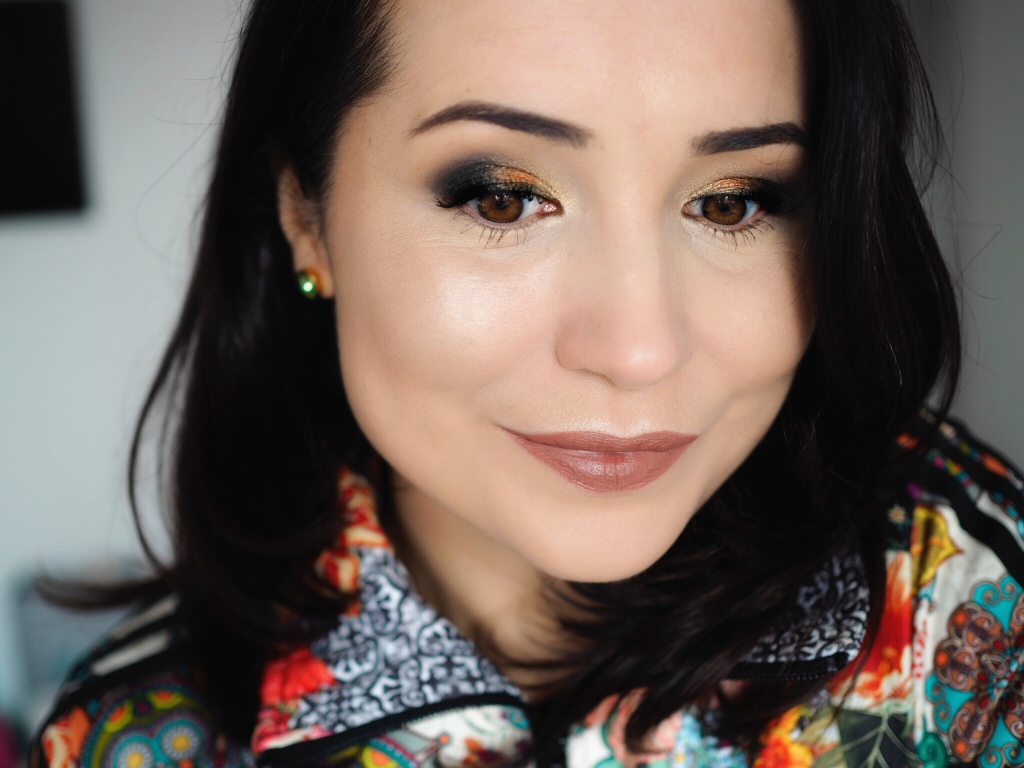 Distortion Eyeshadow Palette od Urban Decay Distortion Eyeshadow Palette od Urban Decay