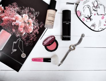 PRETTY POWERFUL POT ROUGE