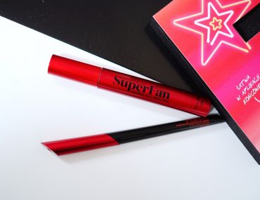 SMASHBOX SUPERFAN Fanned-Out