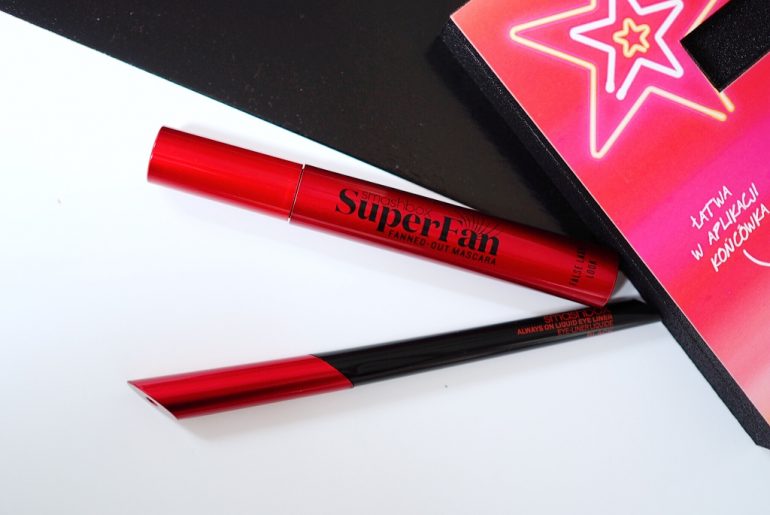 SMASHBOX SUPERFAN Fanned-Out