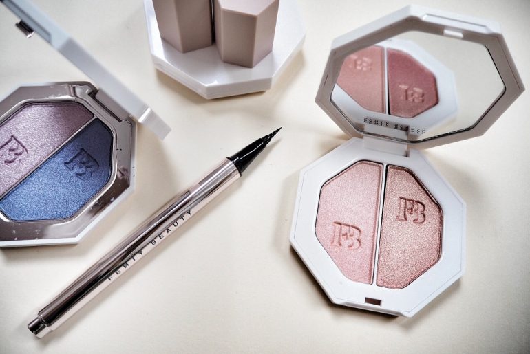Flyliner Longwear Liquid Eyeliner
