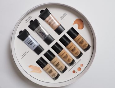 Smashbox Skin 15 Hour Wear Hydrating Foundation
