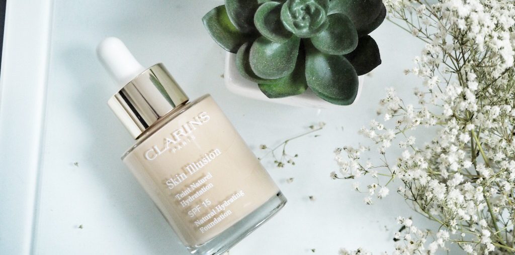 Clarins Skin Illusion SPF 15