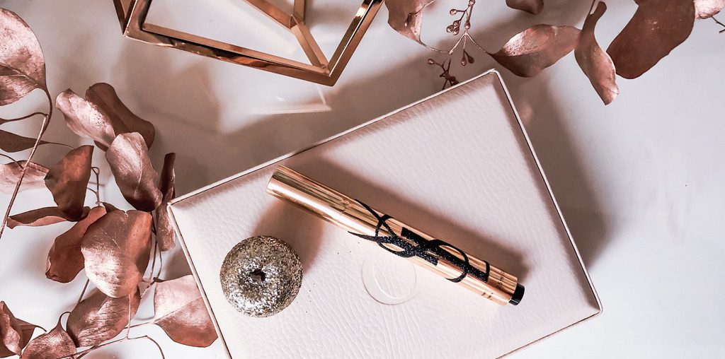 YVES SAINT LAURENT Touche Eclat