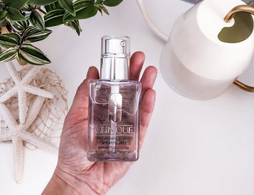 Dramatically Different™ Hydrating Jelly