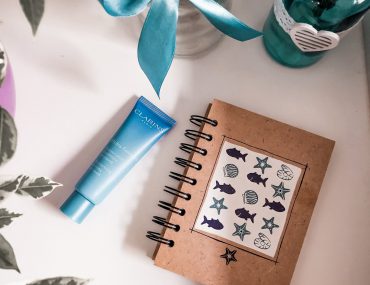 Clarins Hydra-Essentiel Eye Mask