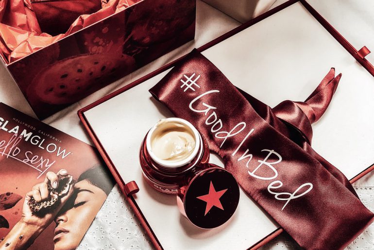 GLAMGLOW GOOD IN BED™