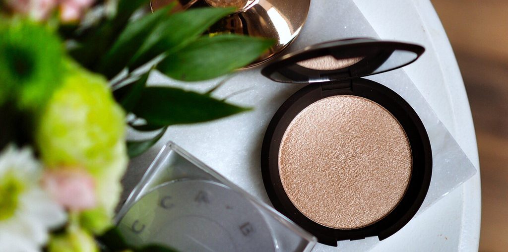 BECCA Shimmering Skin Perfector Pressed
