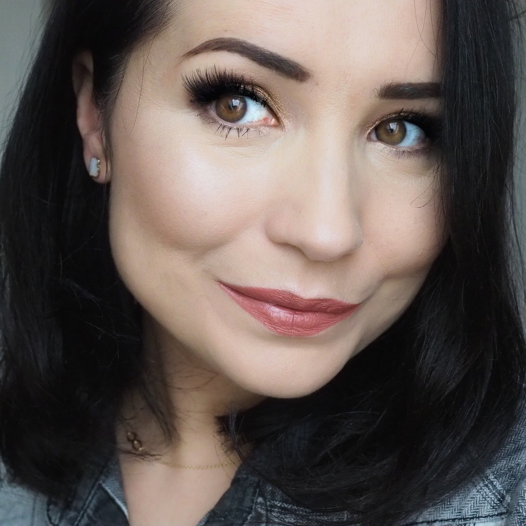YVES SAINT LAURENT All Hours Foundation Stick YVES SAINT LAURENT All Hours Foundation Stick