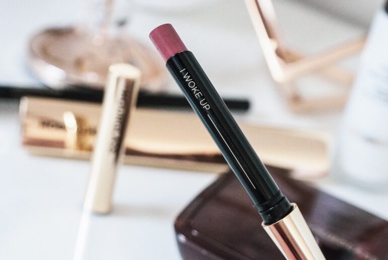 HOURGLASS Confession Ultra Slim Refillable Lipstick I woke up