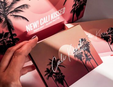 SMASHBOX Cali Kissed Highlight + Blush Palette