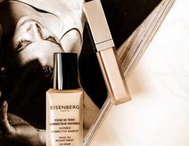 EISENBERG FOND DE TEINT CORRECTEUR INVISIBLE