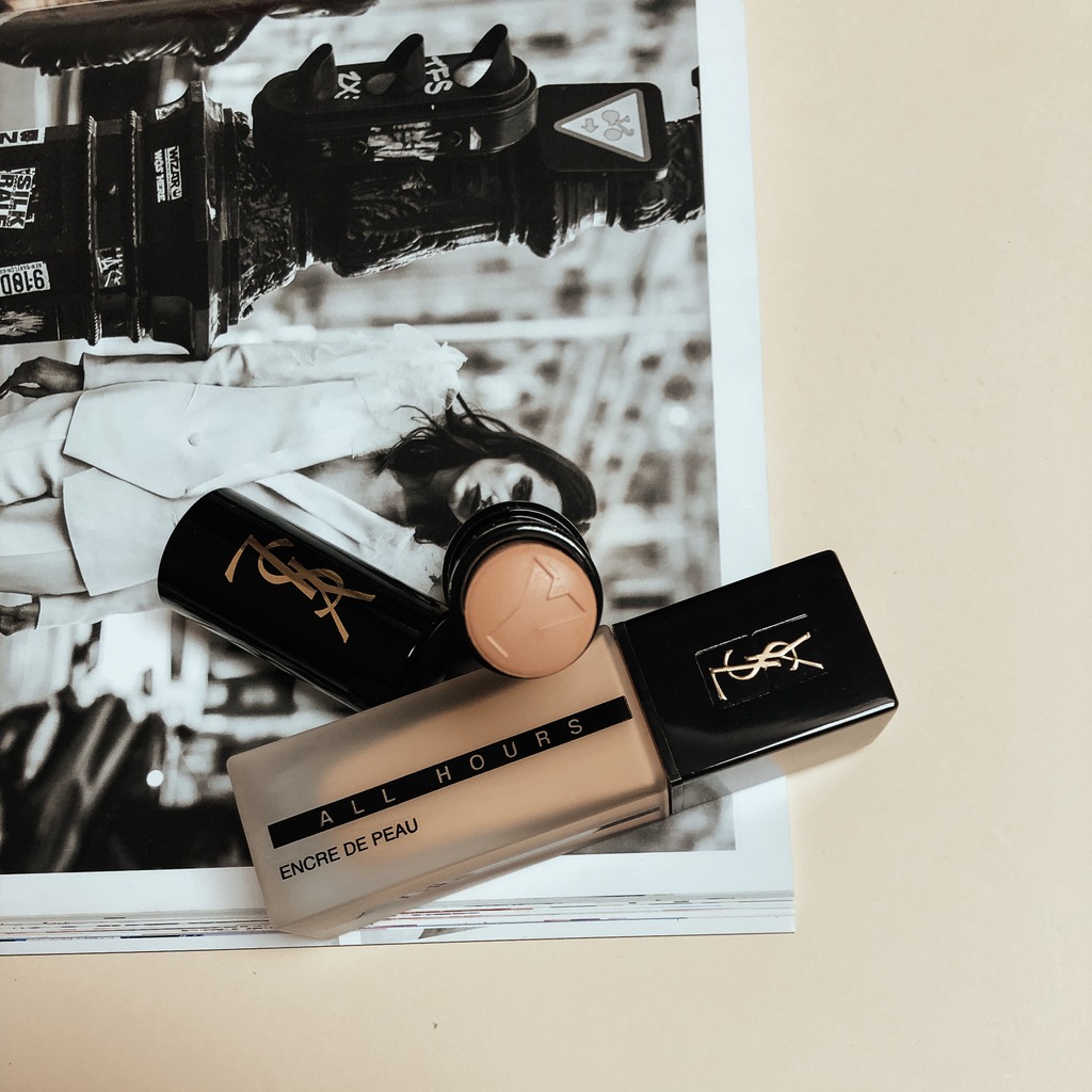 YVES SAINT LAURENT All Hours Foundation Stick YVES SAINT LAURENT All Hours Foundation Stick