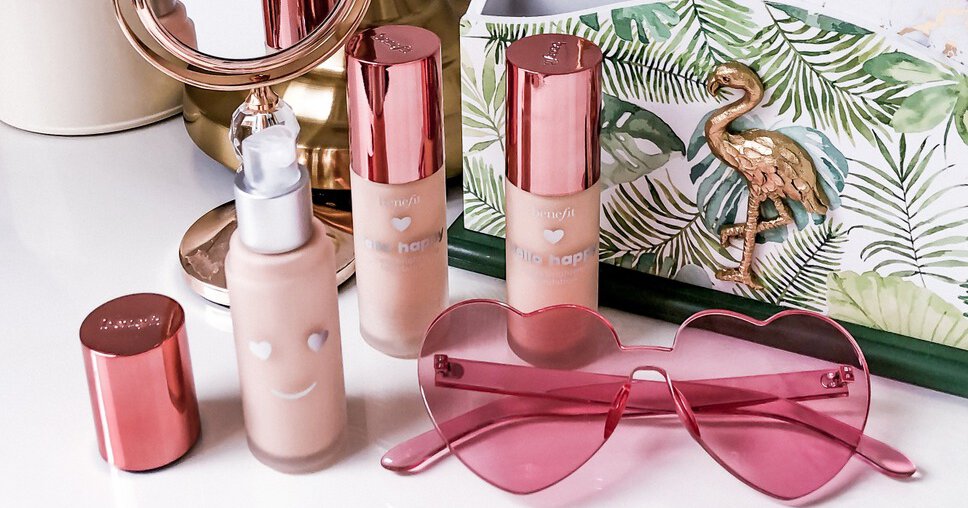 Benefit Hello Happy Rozświetlający Podkład