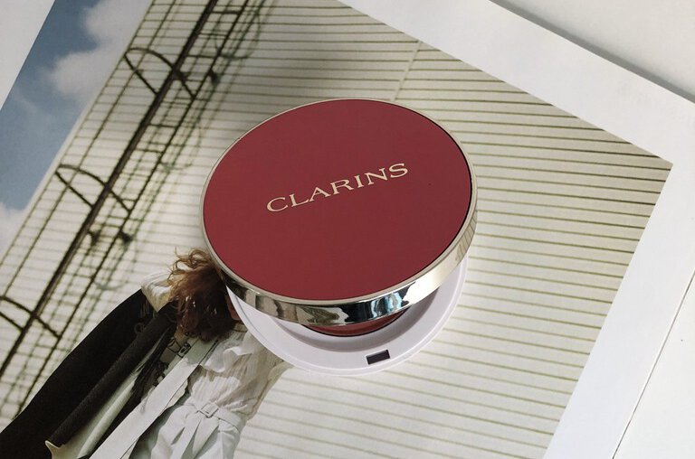 Joli Blush - nowy róż do policzków od Clarins