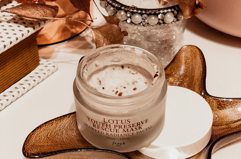 FRESH Lotus Youth Preserve Rescue Mask