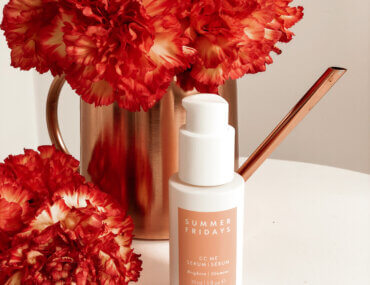 Serum rozświetlające CC Me od SUMMER FRIDAYS