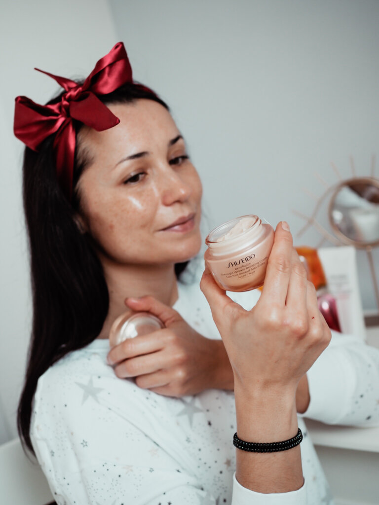 Shiseido BENEFIANCE OVERNIGHT WRINKLE RESISTING CREAM Shiseido BENEFIANCE OVERNIGHT WRINKLE RESISTING CREAM