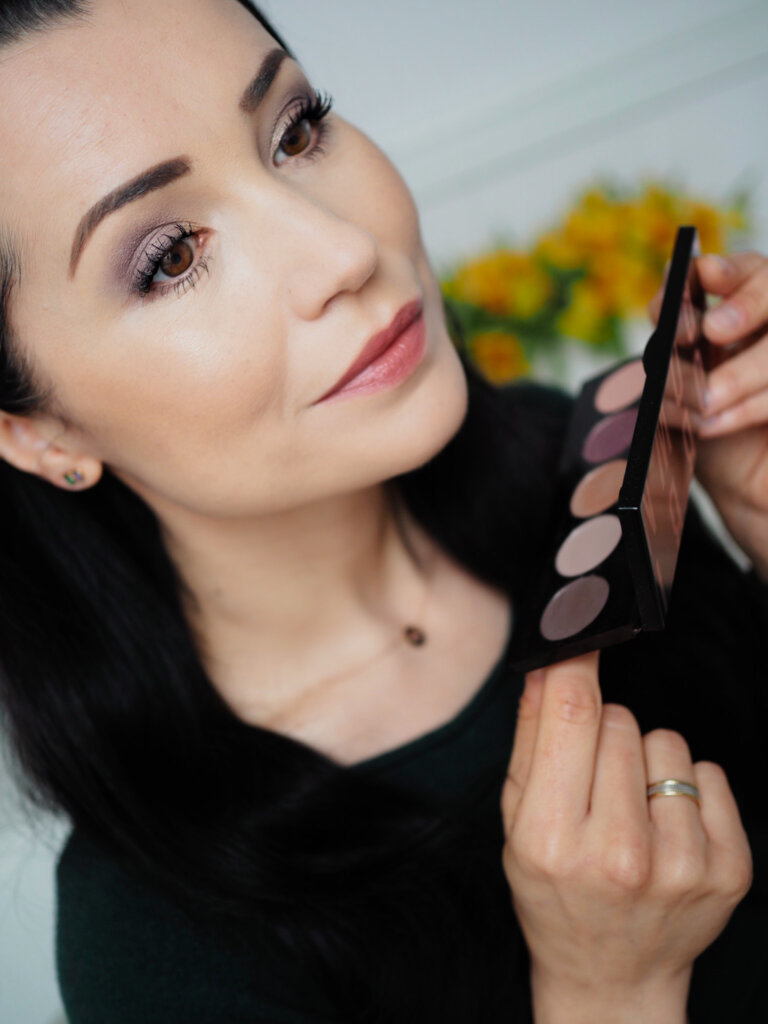 Bobbi Brown Blush Nudes Palette