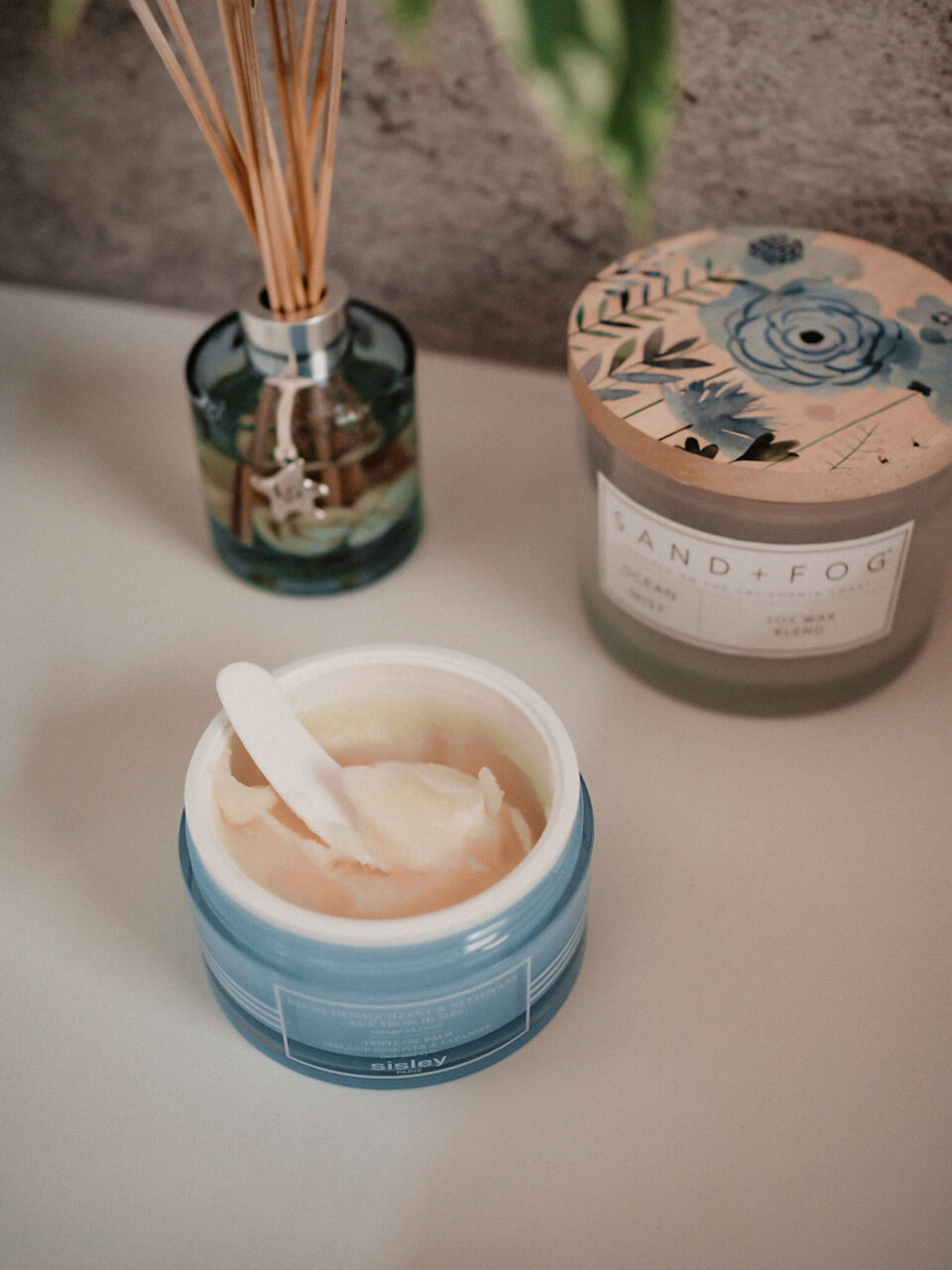 SISELY Triple-Oil Balm Make-up Remover and Cleanser SISELY Triple-Oil Balm Make-up Remover and Cleanser
