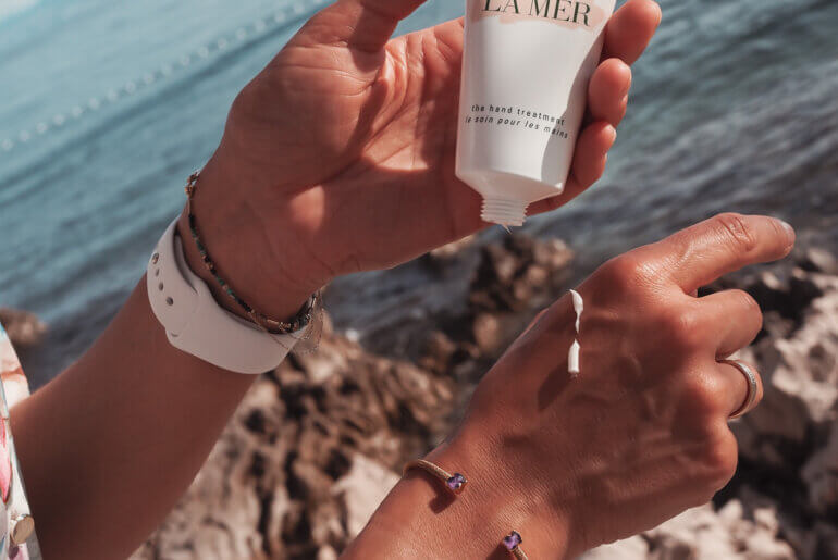 LA MER The Hand Treatment