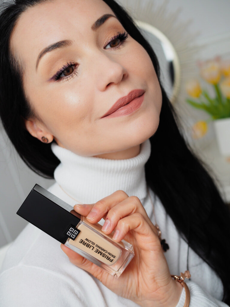 Givenchy Prisme Libre Skin-Caring Glow Givenchy Prisme Libre Skin-Caring Glow