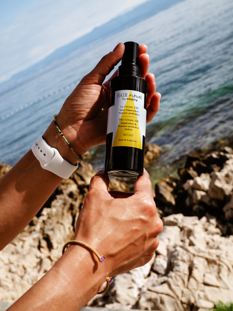 SISLEY HAIR PROTECTIVE FLUID SISLEY HAIR PROTECTIVE FLUID