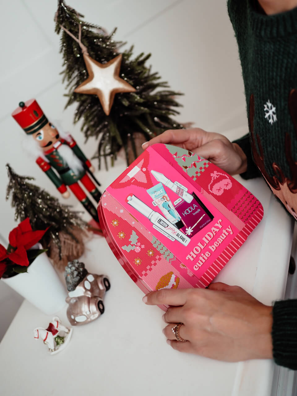 Benefit Holiday Cutie Beauty Benefit Holiday Cutie Beauty