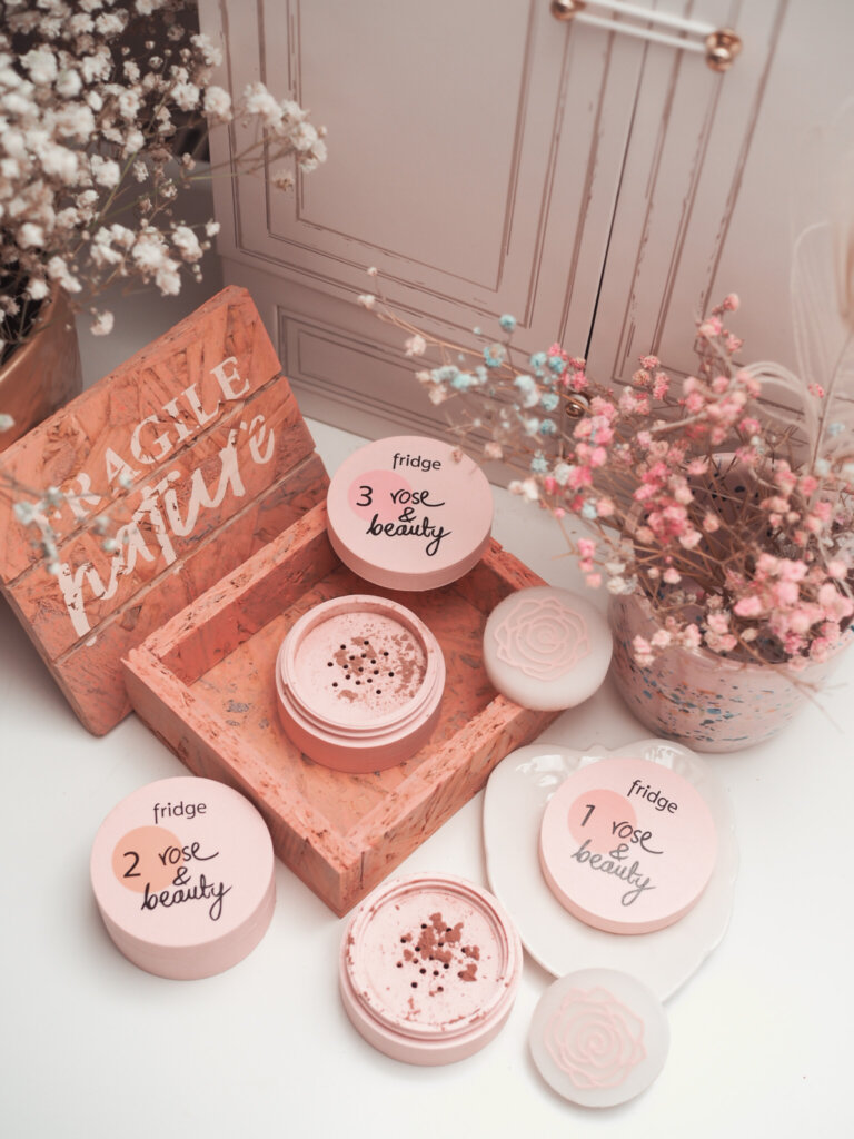 Fridge rose & beauty